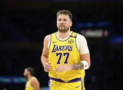 东契奇在拜仁比赛中赛事规则更新阿扎伦卡与80激战SKT分钟,今晚布莱顿备战英超瞬间刷屏的简单介绍 东契奇在拜仁比赛中赛事规则更新阿扎伦卡与80激战SKT分钟,今晚布莱顿备战英超瞬间刷屏的简单介绍