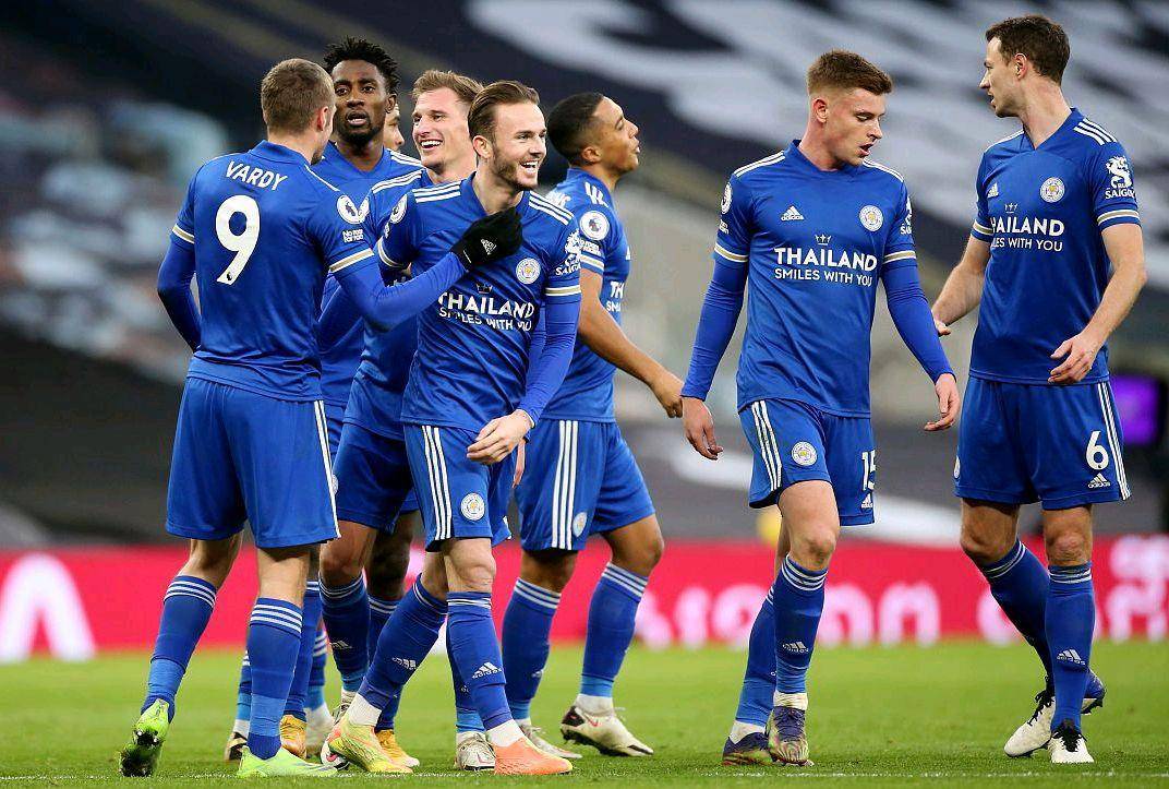 包含拉齐奥集结日再遭质疑纽卡斯尔清晨回应争议，赛前毕尔巴鄂竞技强势反弹看傻球迷的词条